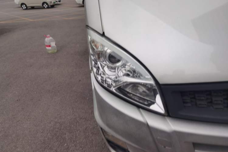 Used Iveco Power Daily  Right Front Headlight