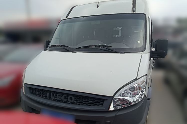 Used Iveco Power Daily  Front