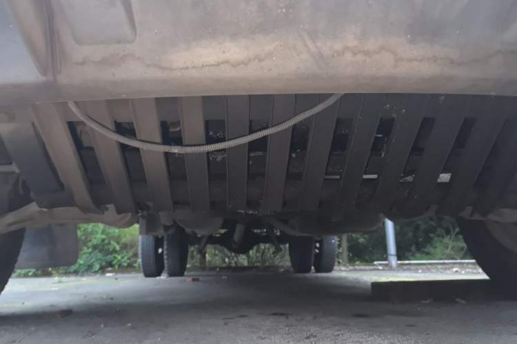 Used Iveco Turin 2009 2.8T-V39 Basic High-Roof Version Chassis Front