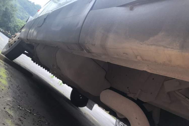 Used Iveco Turin 2009 2.8T-V39 Basic High-Roof Version Chassis Rear Left