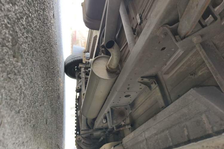 Used Iveco Turin 2009 2.5T-A32 Base Version Chassis Rear Right