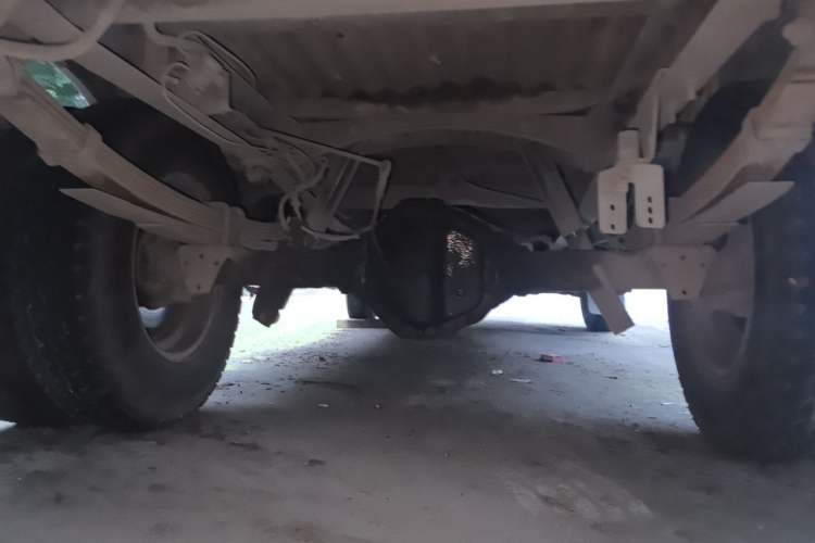 Used Iveco Turin 2009 2.8T-V39 Basic High-Roof Version Chassis Rear