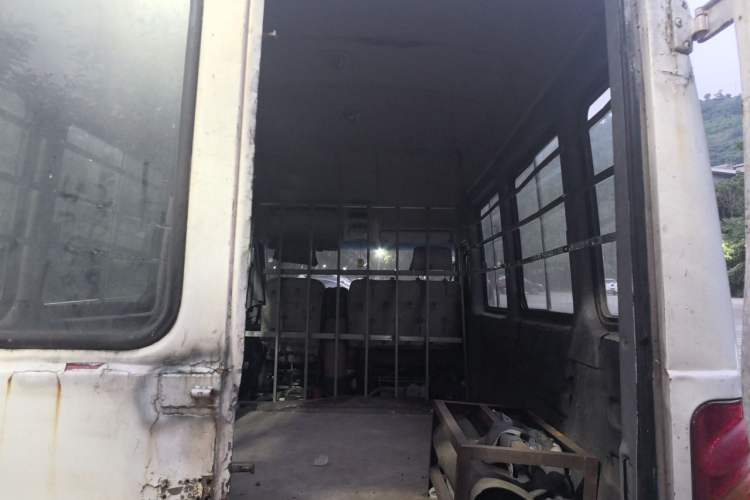 Used Iveco Turin 2009 2.8T-V39 Basic High-Roof Version Trunk
