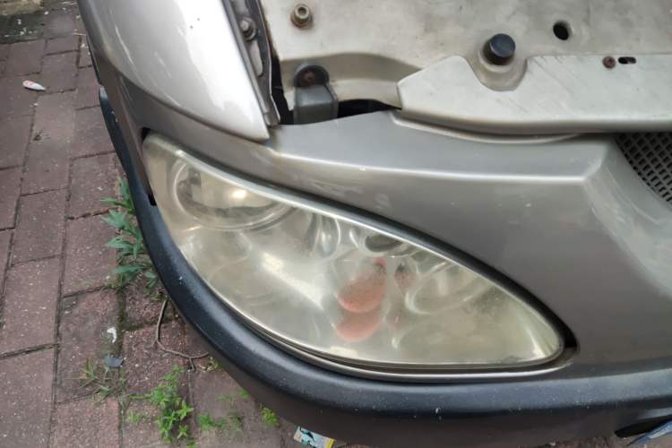 Used Iveco Turin 2009 2.5T-A32 Base Version Right Front Headlight