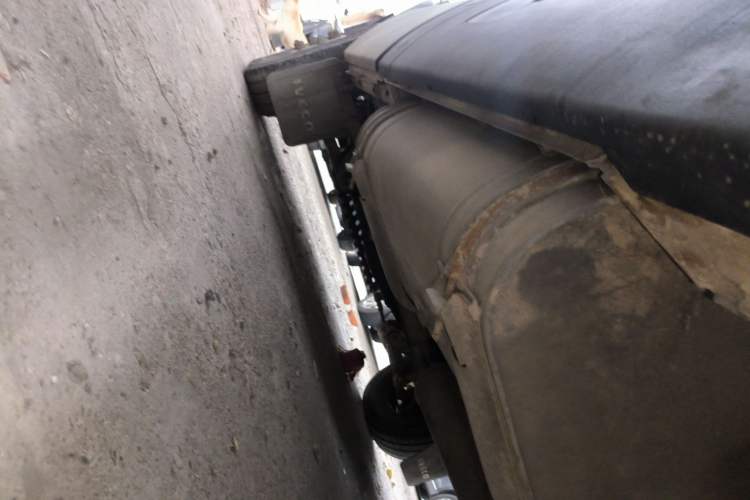 Used Iveco Turin 2009 2.8T-V36 Base Version Chassis Rear Left