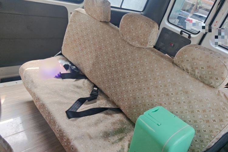 Used Iveco Turin 2009 2.5T-A32 Base Version Left Rear Seat