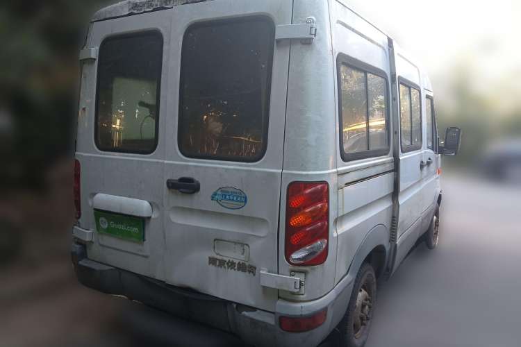 Used Iveco Turin 2009 2.5T-A32 Base Version Rear Right 45 Deg