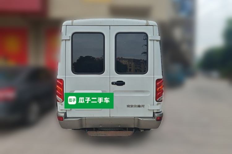 Used Iveco Turin 2009 2.5T-A32 Base Version Rear