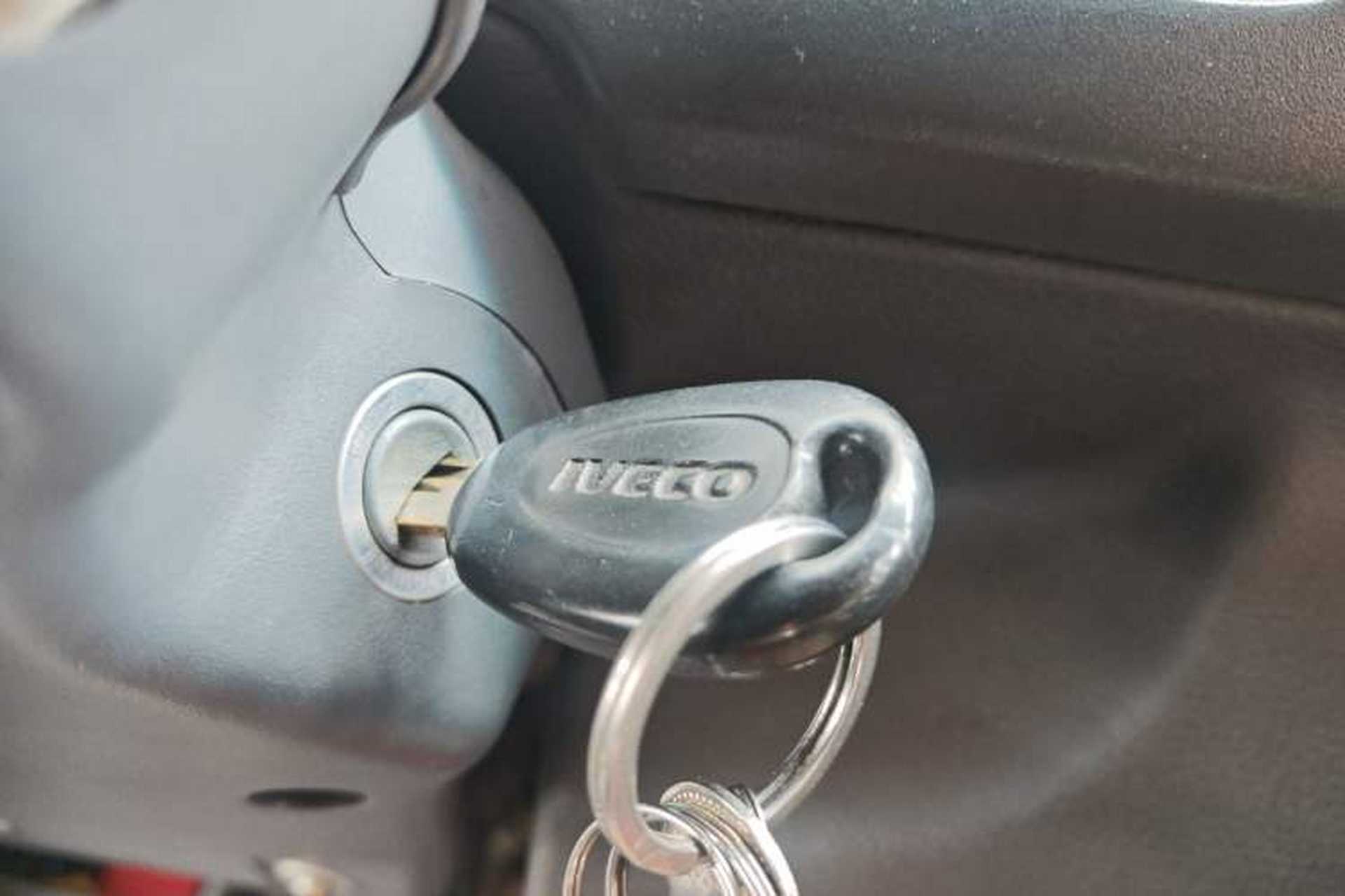 Used Iveco Turin 2009 2.5T-A32 Base Version Vehicle Key