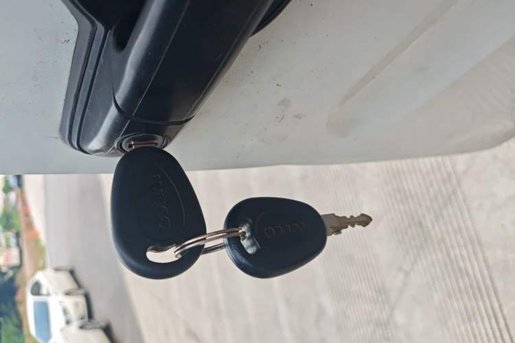 Used Iveco Turin 2009 2.5T-A32 Base Version Vehicle Key