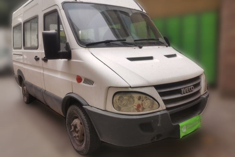 Used Iveco Turin  Front Right 45 Deg