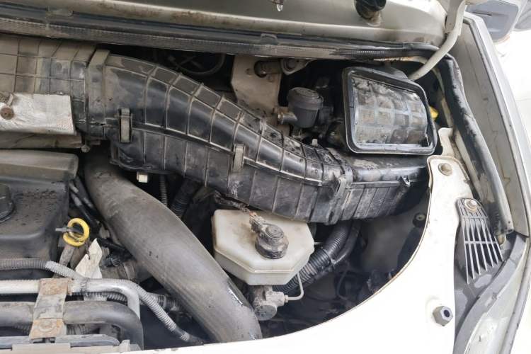 Used Iveco Turin  Engine Bay Left