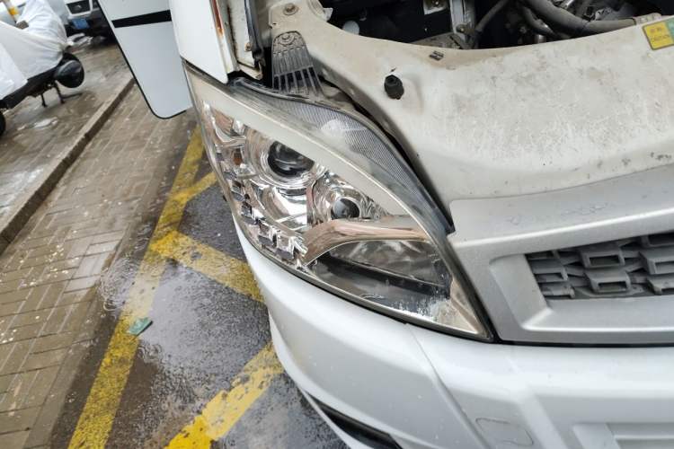 Used Iveco Turin  Right Front Headlight