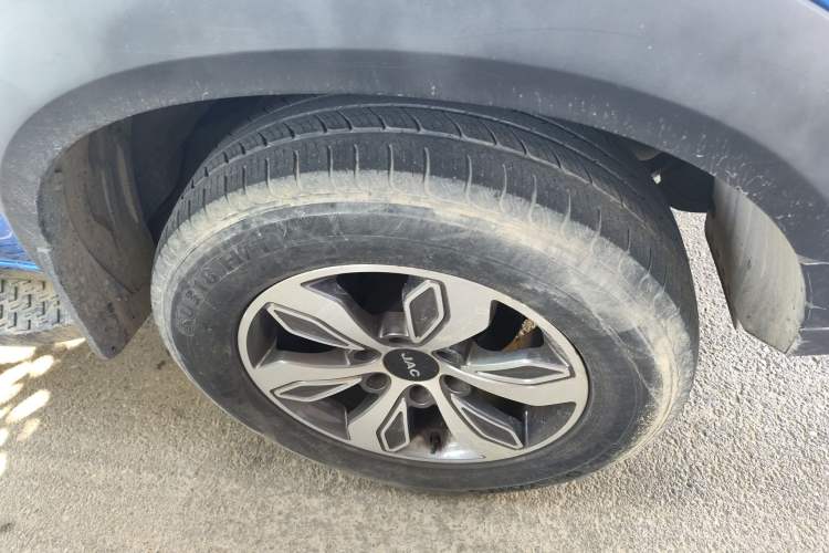 Used JAC 2019 2.0T Gasoline 4x4 Prestige Version Standard Double Cabin HFC4GA3-4D Right Front Wheel Hub