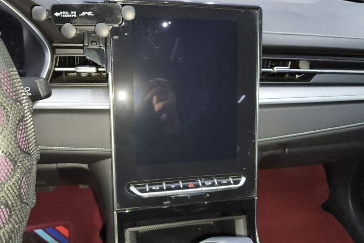 Used JAC A5 PLUS 2023 1.5T Automatic Luxury Model Audio And AC Panel