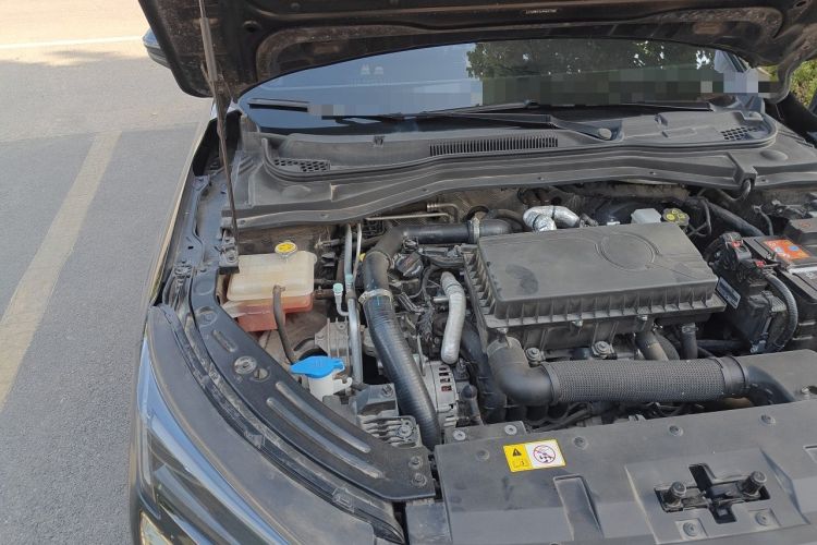 Used JAC A5 PLUS 2023 1.5T Automatic Luxury Model Engine Bay Right