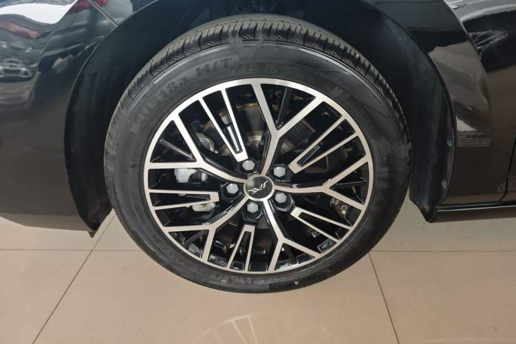 Used JAC A5 PLUS 2023 1.5T Automatic Prestige Model Exterior 7