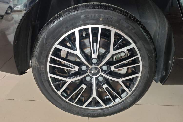 Used JAC A5 PLUS 2023 1.5T Automatic Prestige Model Exterior 8