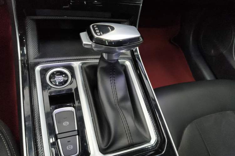 Used JAC A5 PLUS 2023 1.5T Automatic Luxury Model Gear Lever