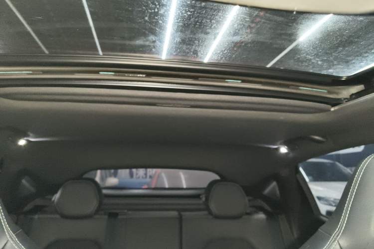 Used JAC A5 PLUS 2023 1.5T Automatic Luxury Model Headliner