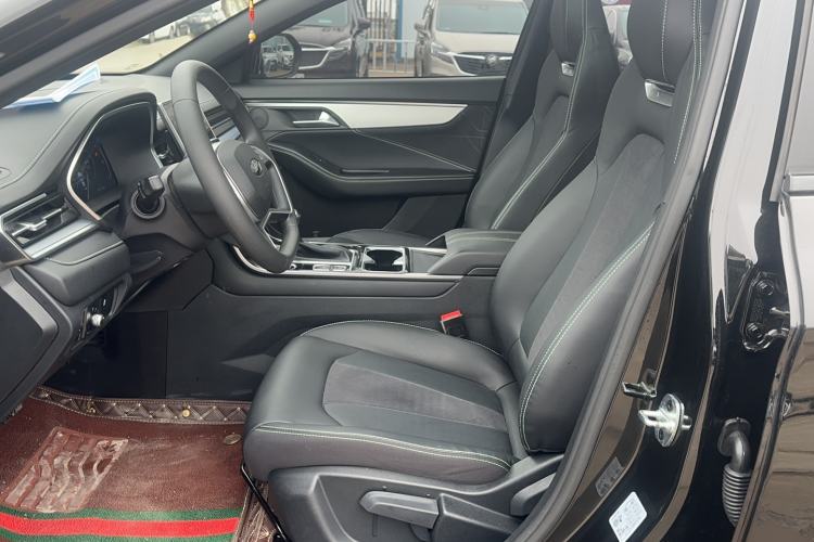 Used JAC A5 PLUS 2023 1.5T Automatic Luxury Model Left Front Seat