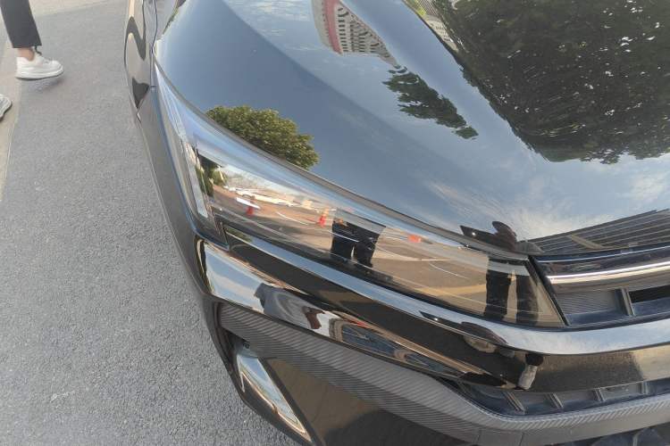 Used JAC A5 PLUS 2023 1.5T Automatic Luxury Model Right Front Headlight