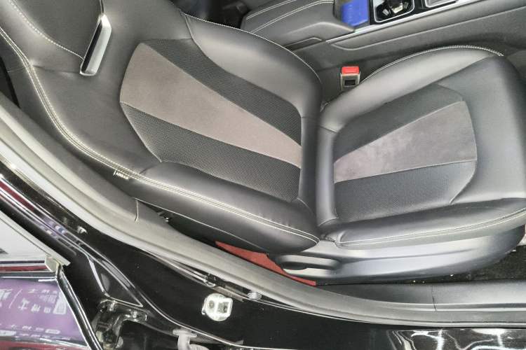 Used JAC A5 PLUS 2023 1.5T Automatic Luxury Model Right Front Seat