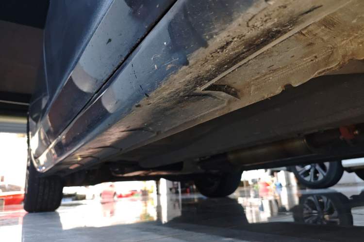 Used JAC A5 PLUS 2023 1.5T Automatic Prestige Model Right Side Sill