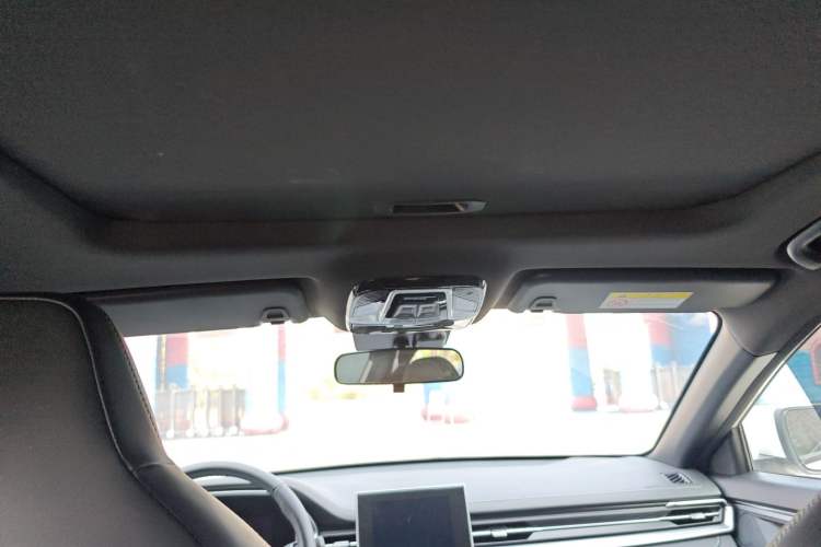 Used JAC A5 PLUS 2023 1.5T Automatic Prestige Model Headliner