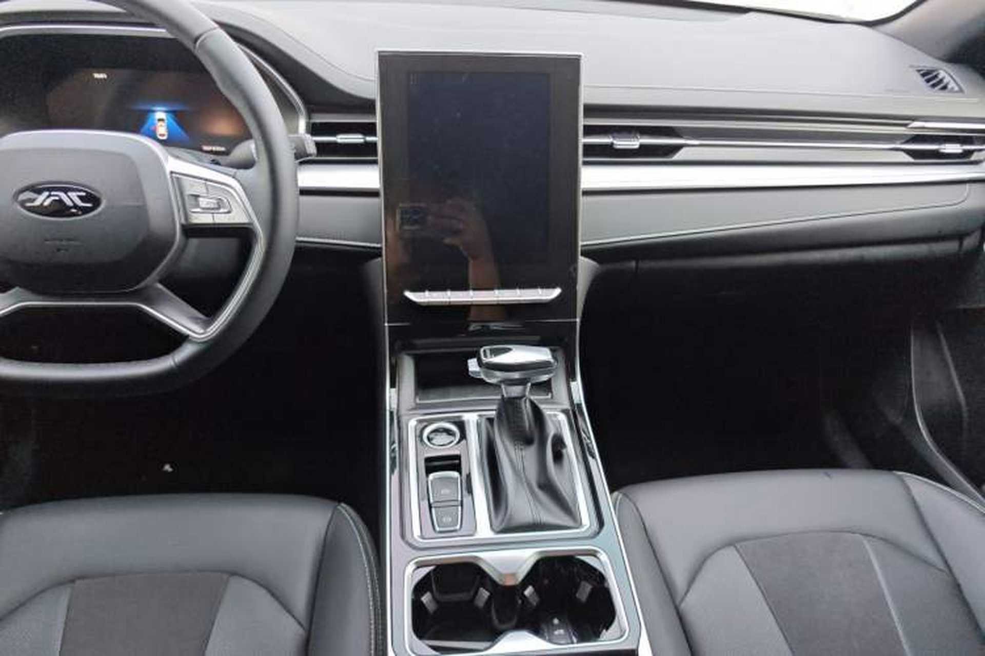 Used JAC A5 PLUS 2023 1.5T Automatic Prestige Model Interior 5