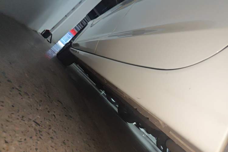 Used JAC A5 PLUS 2023 1.5T Automatic Prestige Model Left Side Sill