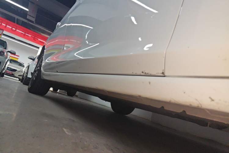 Used JAC A5 PLUS 2023 1.5T Automatic Prestige Model Right Side Sill