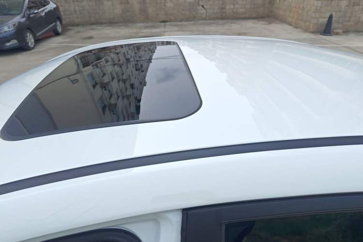 Used JAC A5 PLUS 2023 1.5T Automatic Prestige Model Roof
