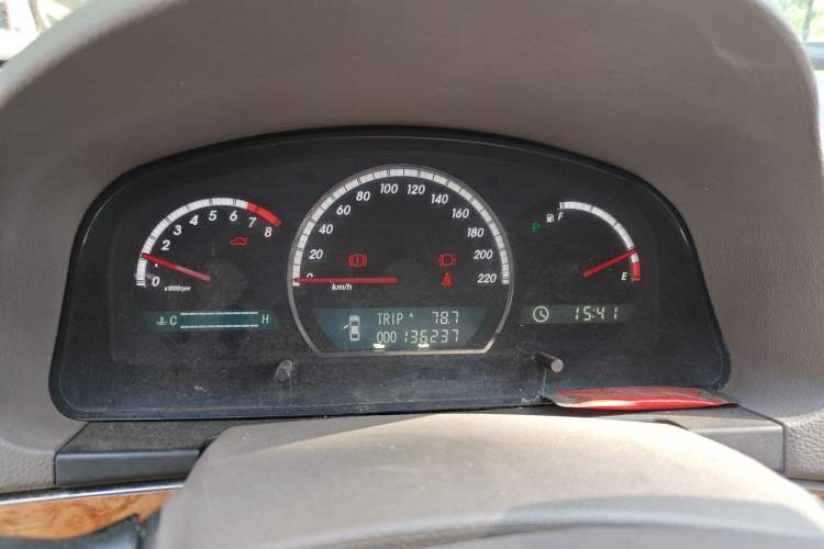 Used JAC Group Binyue 2012 2.0L Automatic Luxury Version Instrument Cluster