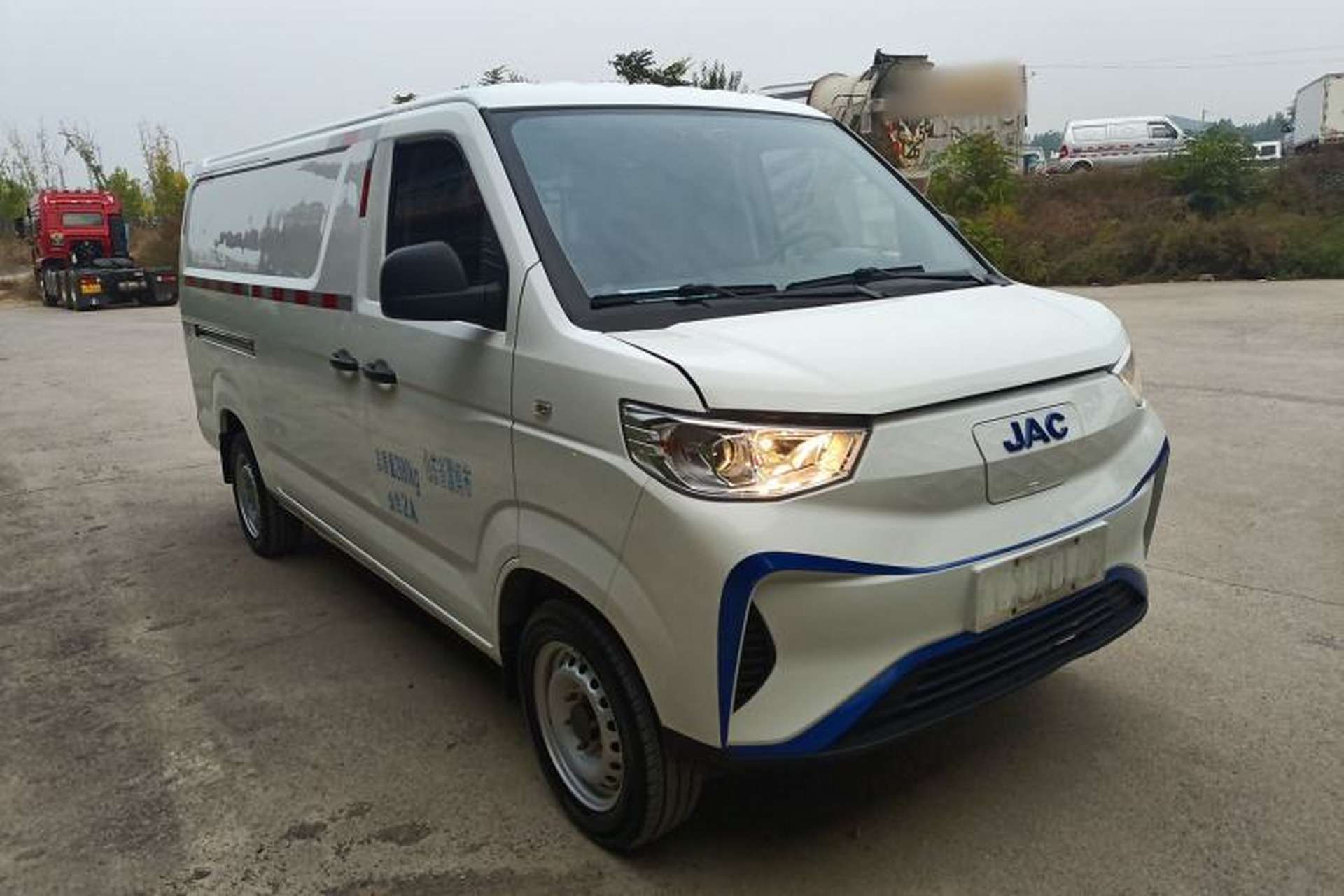 Used JAC Group Blue Cat 2023 M1 Guoxuan Hi-Tech 40.55 kWh Elite Edition Front Right 45 Deg