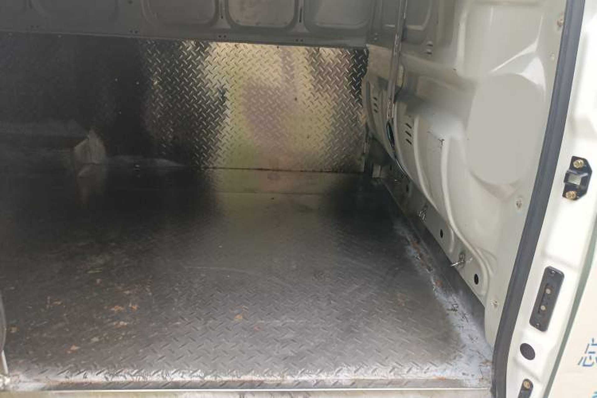 Used JAC Group Blue Cat 2023 M1 Guoxuan Hi-Tech 40.55 kWh Elite Edition Left Rear Seat