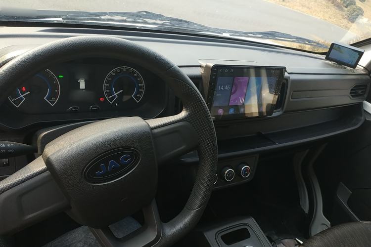 Used JAC Group Blue Cat 2023 M1 Guoxuan Hi-Tech 40.55 kWh Elite Edition Center Console