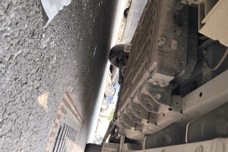 Used JAC Group Blue Cat 2023 M1 Zhongxinhang 38.64kWh Elite Edition Chassis Rear Right
