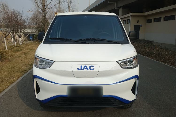 Used JAC Group Blue Cat 2023 M1 Guoxuan Hi-Tech 40.55 kWh Elite Edition Front