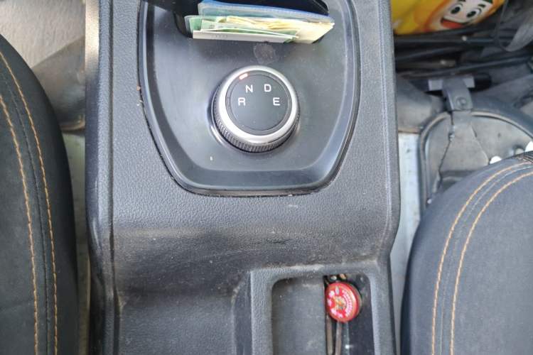 Used JAC Group Blue Cat 2023 M1 Guoxuan Hi-Tech 40.55 kWh Elite Edition Gear Lever