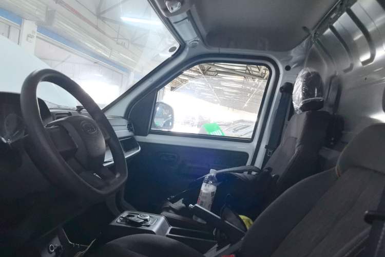 Used JAC Group Blue Cat 2023 M1 Guoxuan Hi-Tech 40.55 kWh Elite Edition Headliner