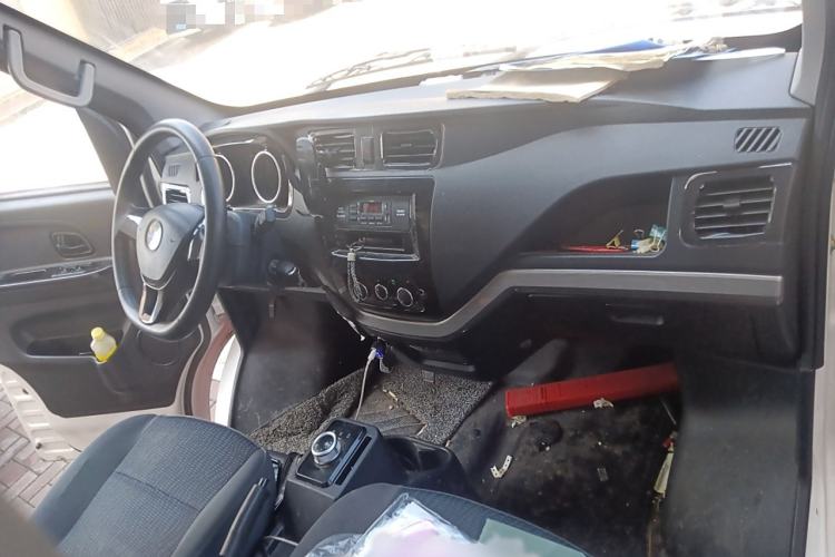 Used JAC Group Blue Cat 2023 M2 Eves Power 41.86kWh Comfort Edition Interior 2