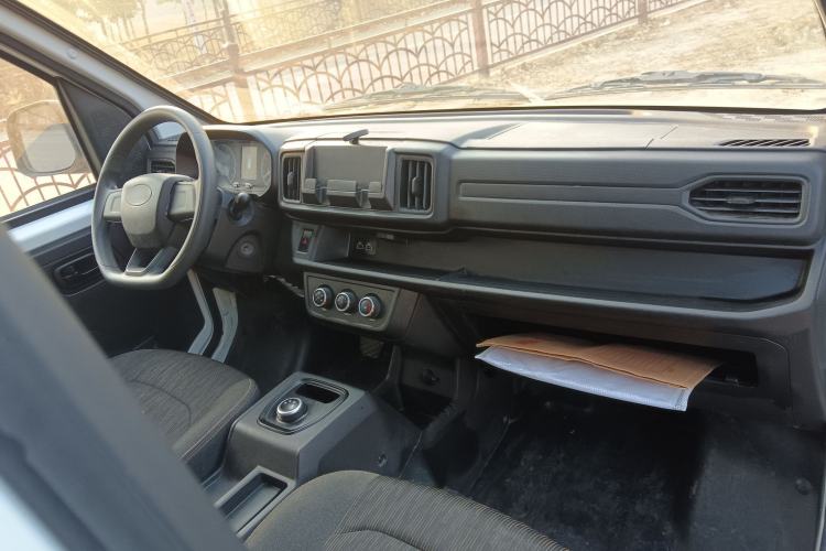 Used JAC Group Blue Cat 2023 M1 Guoxuan Hi-Tech 40.55 kWh Elite Edition Interior 2