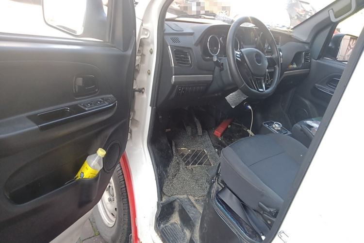 Used JAC Group Blue Cat 2023 M2 Eves Power 41.86kWh Comfort Edition Interior 3