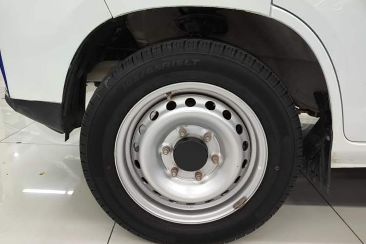 Used JAC Group Blue Cat 2023 M1 Guoxuan Hi-Tech 40.55 kWh Elite Edition Left Front Wheel Hub
