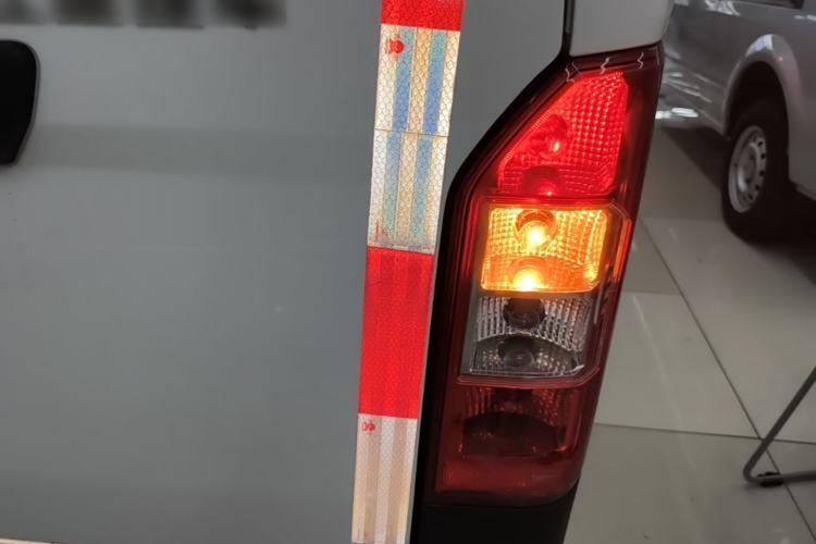 Used JAC Group Blue Cat 2023 M1 Guoxuan Hi-Tech 40.55 kWh Elite Edition Right Rear Taillight
