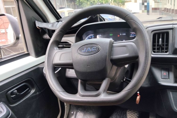 Used JAC Group Blue Cat 2023 M1 Zhongxinhang 38.64kWh Elite Edition Steering Wheel