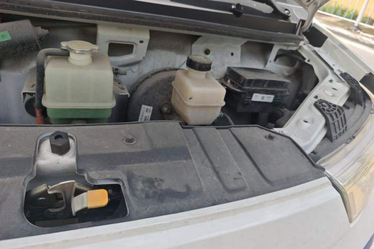 Used JAC Group Blue Cat 2024 M1 Guoxuan Hi-Tech 38.7 kWh Elite Edition Engine Bay Left