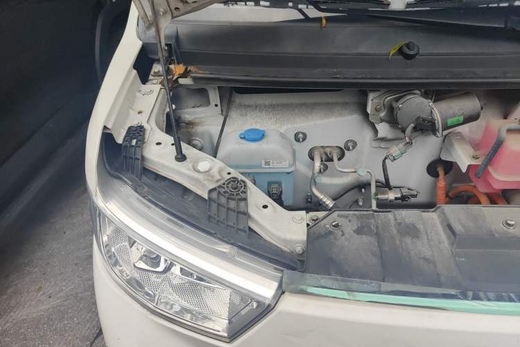 Used JAC Group Blue Cat 2024 M1 Guoxuan Hi-Tech 38.7 kWh Flagship Edition Engine Bay Right
