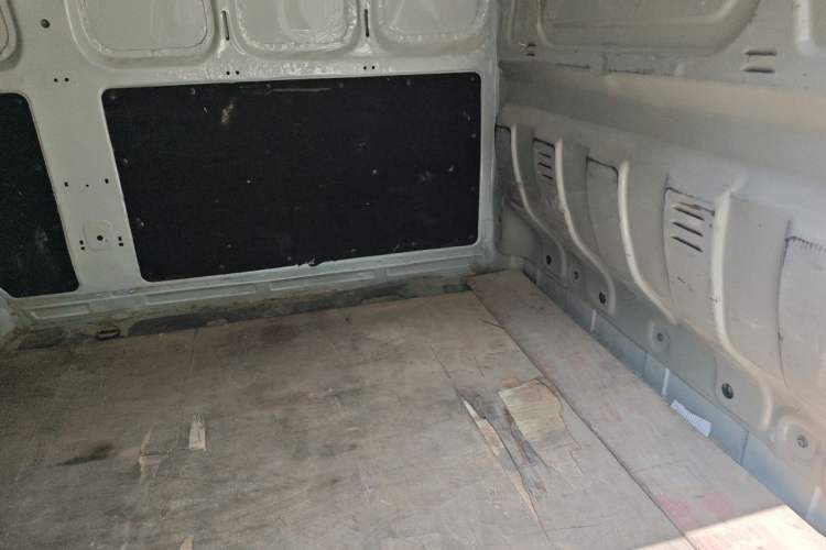 Used JAC Group Blue Cat 2024 M1 Guoxuan Hi-Tech 38.7 kWh Elite Edition Left Rear Seat